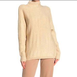 ✨NWOT MAX STUDIO Long Sleeve Mock-Neck Sweater